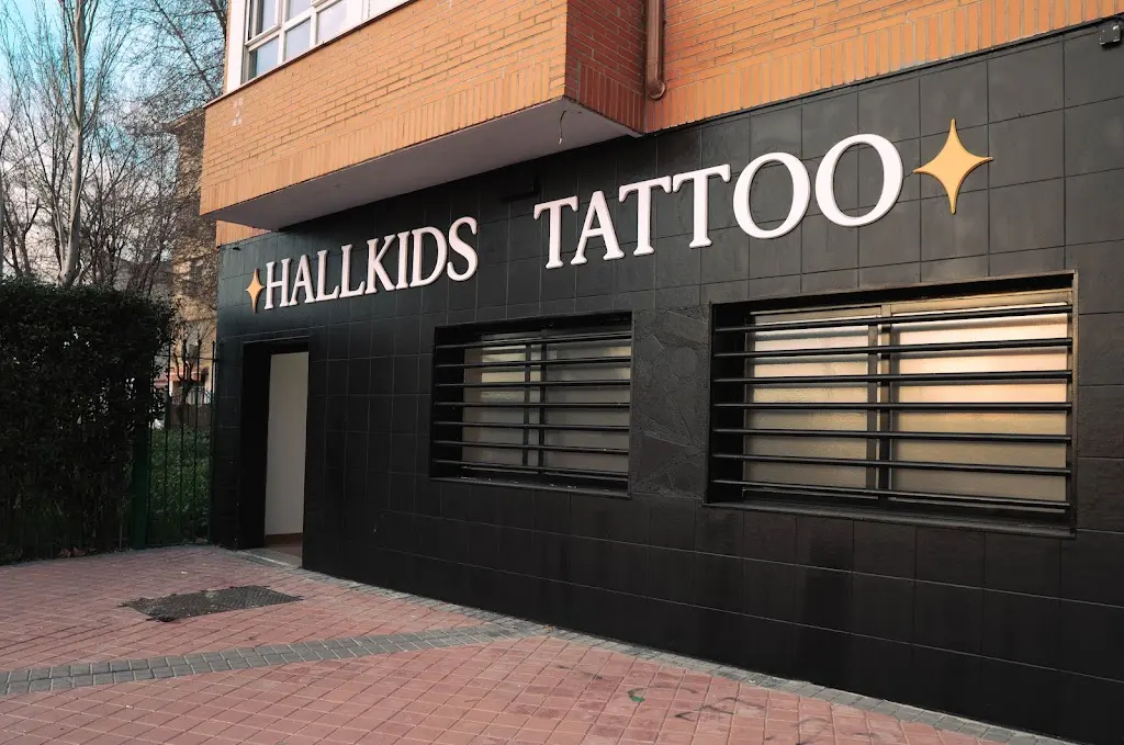 Hall Kids Tattoo - Estudio de tatuaje