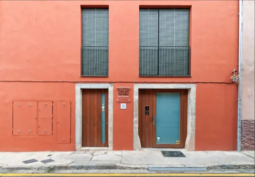 Hotel can bo de pau