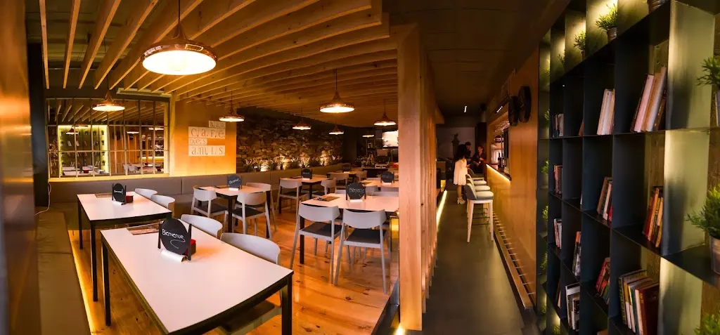 Bar Cafe Des Amis