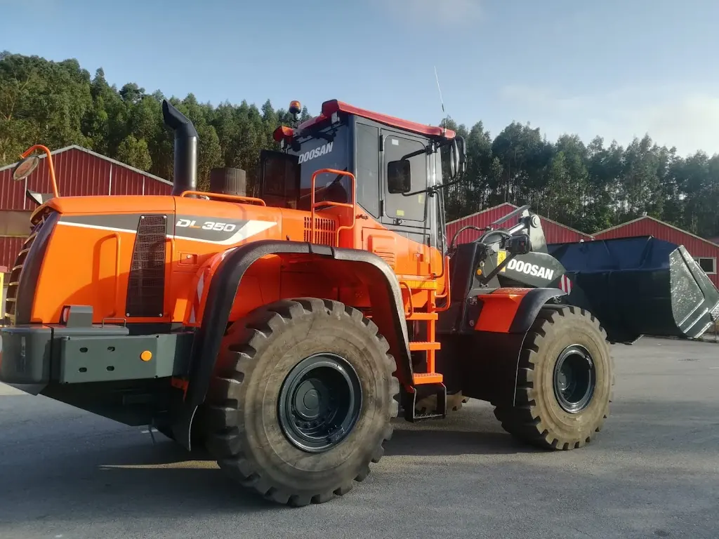 Asturkar | Taller Carrocerias Aviles | Pintar coche Aviles - Autobuses - Camiones - Agricola - Industrial