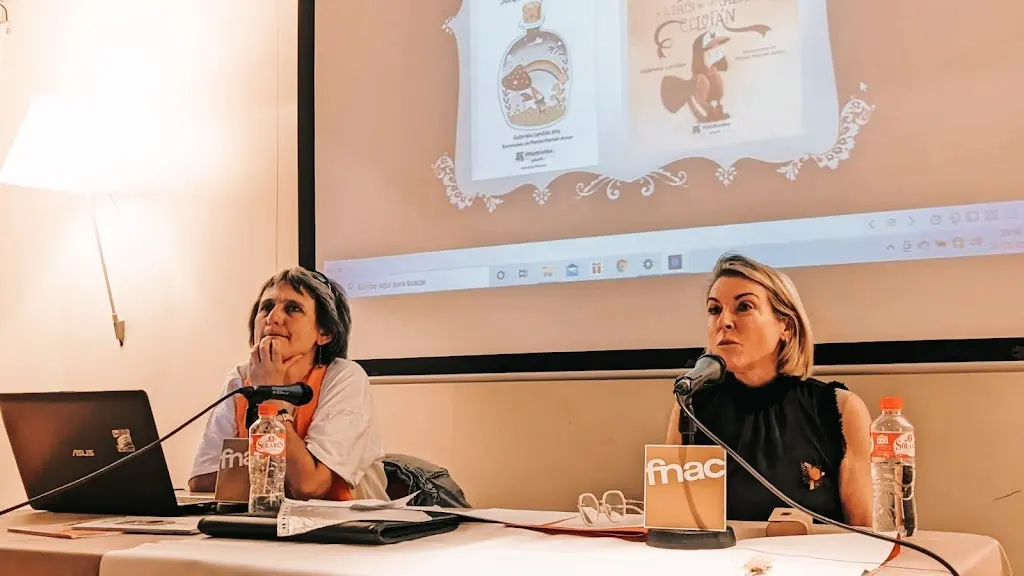 Gabriela lardies Psicologa