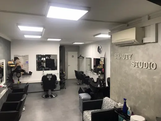 JZ Beauty Studio