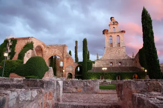Los Claustros de Ayllon | Espacio para eventos