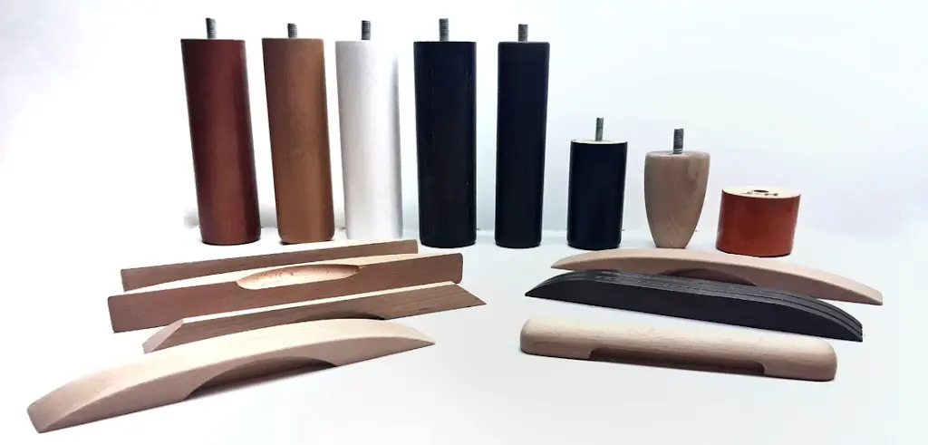 Tallas y torneados, patas para sofas y canapes TDG
