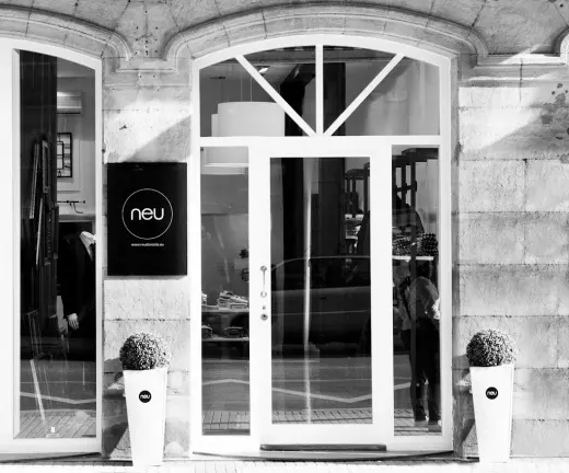 NEU
