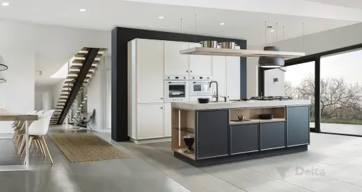 Instaltraver