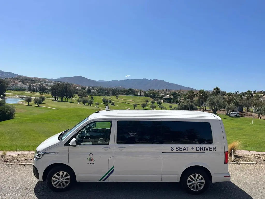 Malaga Airport transfer - Minivan taxi Mijas