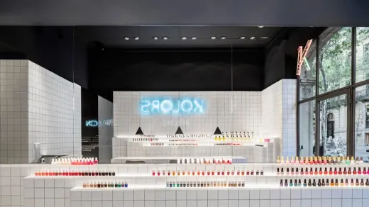 Kolors Nail Bar