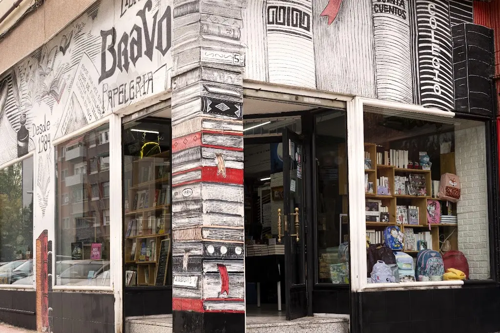 LIBRERIA PAPELERIA EN FUENLABRADA - TALLERES - AUTORES - Libreria Bravo