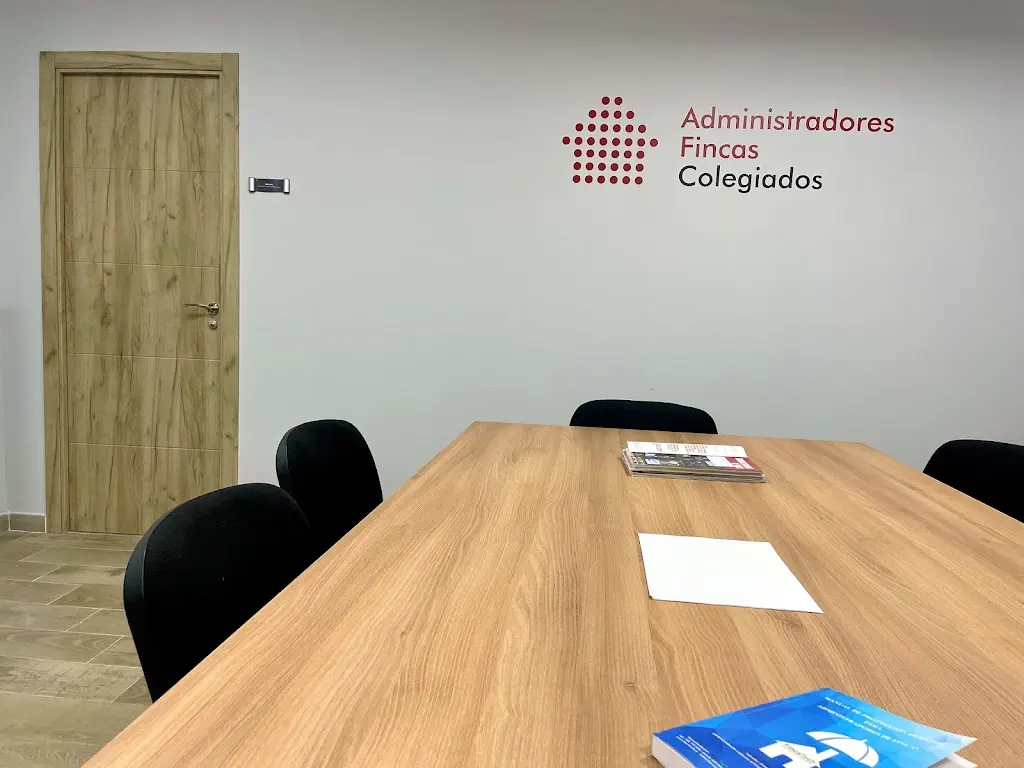 Huelva Gestion Comunidades, S. L.