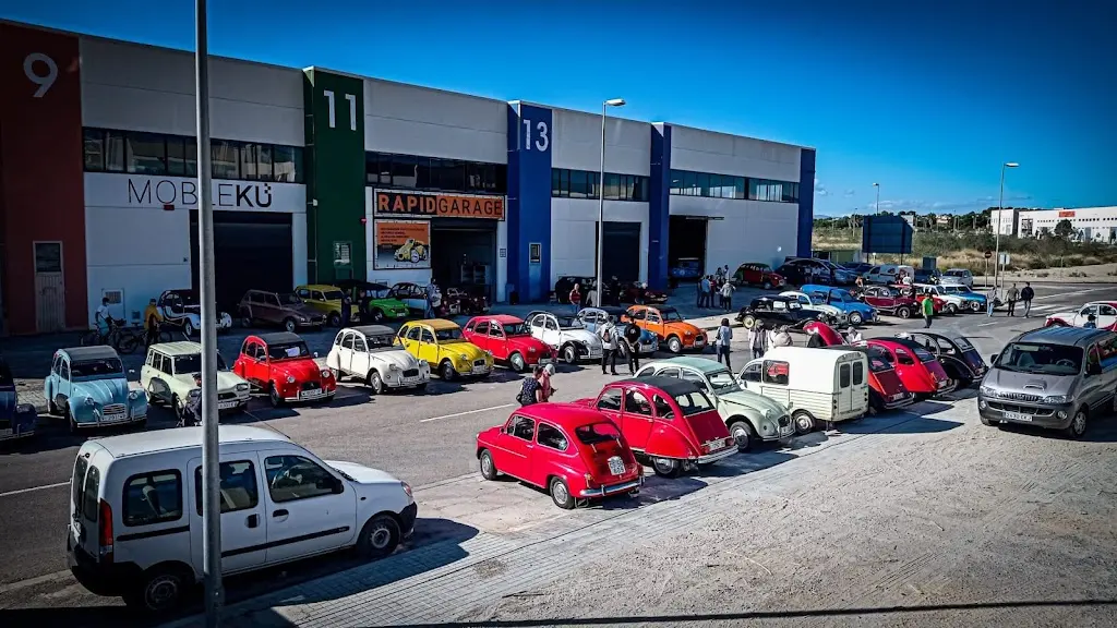 Rapid garage & 2cv parts
