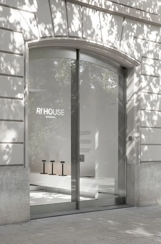 RI HOUSE