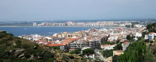 Lloret Immo - Agencia Inmobiliaria en Roses, Girona