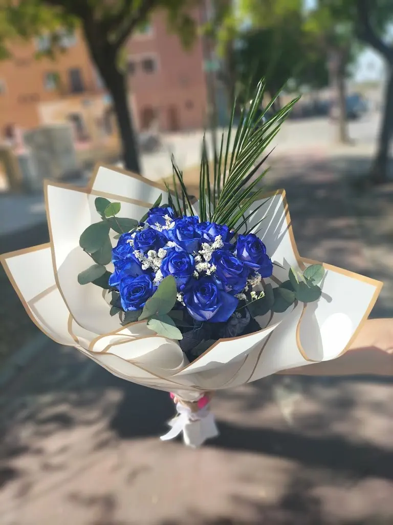 FLORISTERIA VALENCIA THE SECRET OF THE FLOWERS