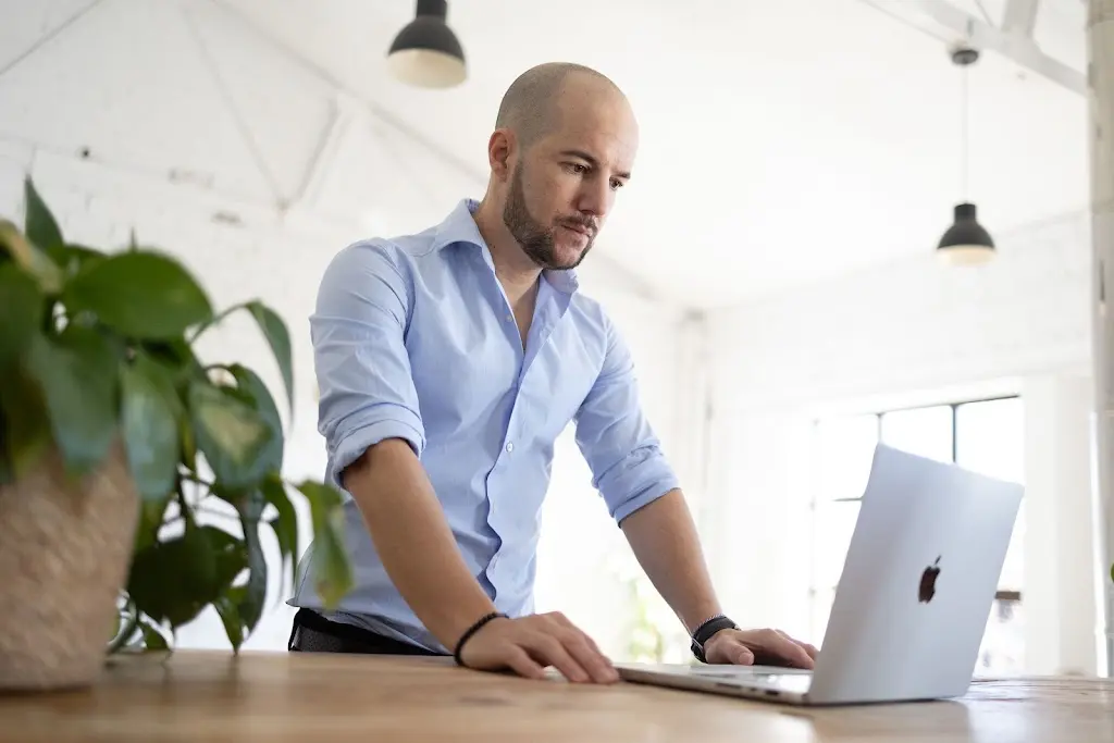 Agencia de Marketing Digital a Barcelona - Ricard Farres