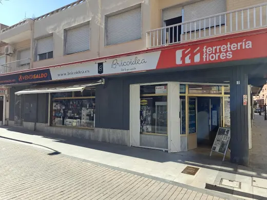 FERRETERIA FLORES