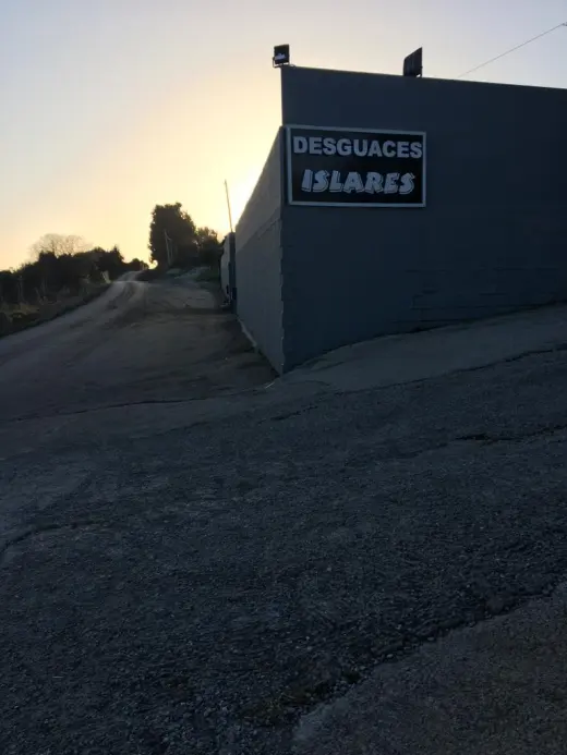Desguaces Islares