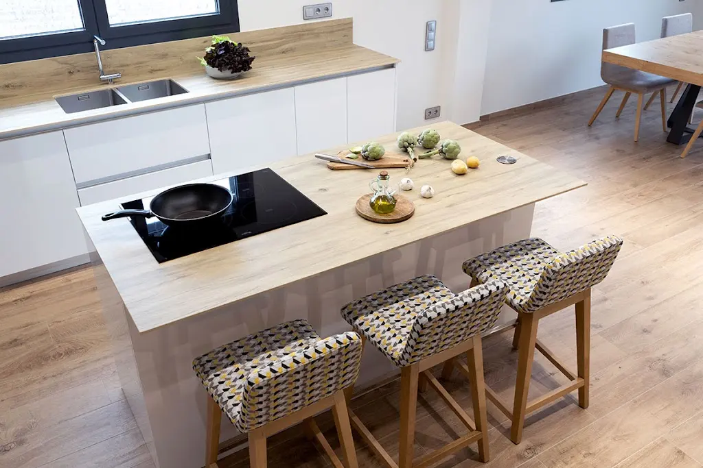 Hubel Kitchen & Home