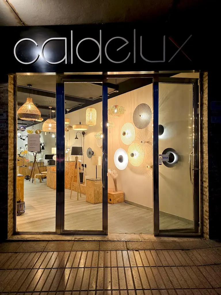 Caldelux