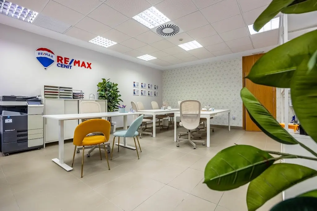 REMAX CENIT INMOBILIARIA SEVILLA