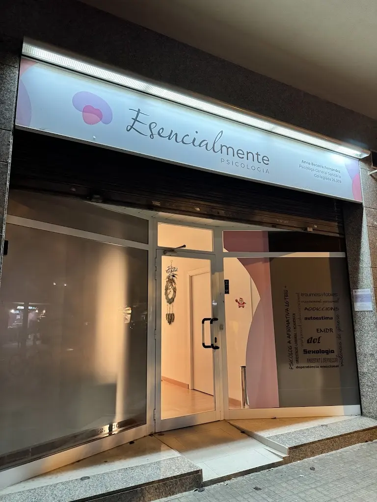 Esencialmente Psicologia - Anna Becerra