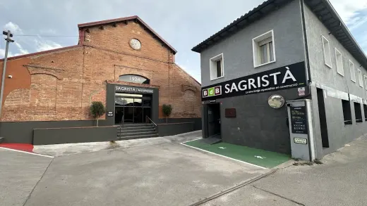 MATERIALS SAGRISTA // ceramica, banys, cuines, materials construccio i ferreteria