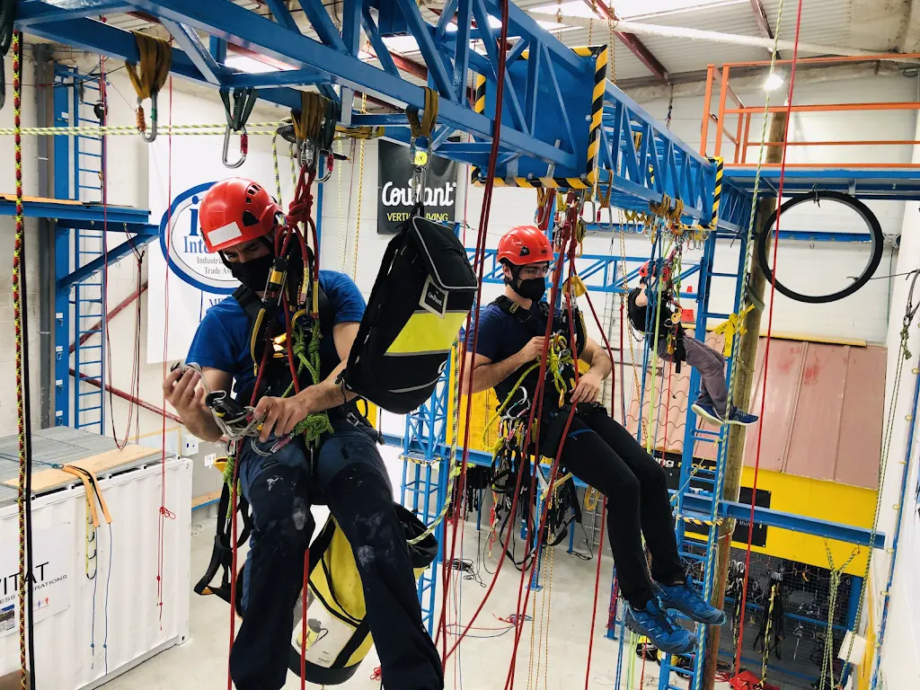 GRAVITAT FORMACION IRATA-GWO BARCELONA