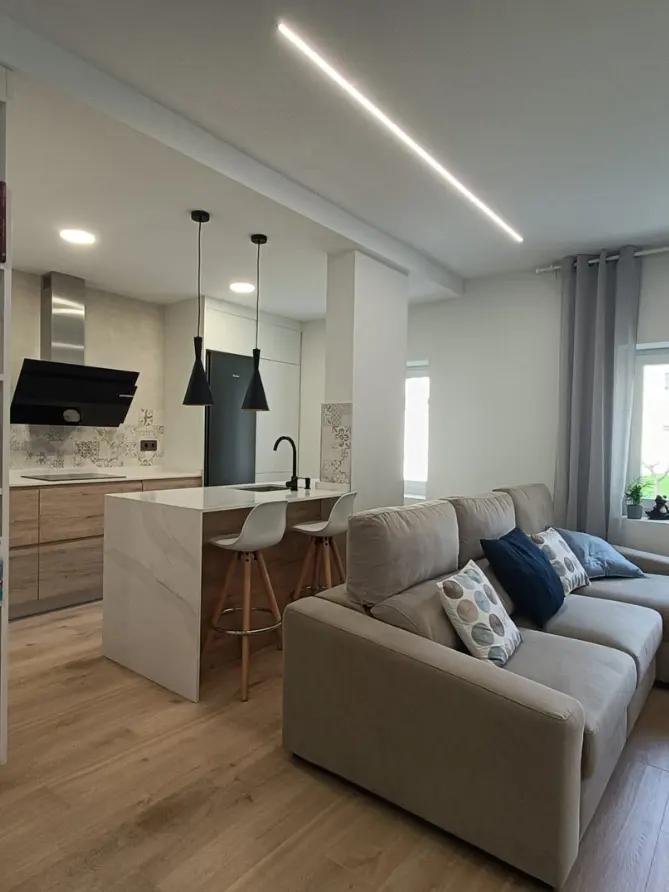 Renovare Construcciones y Reformas