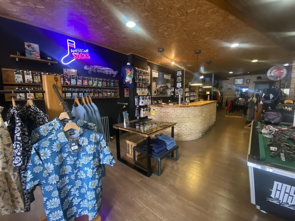 Custom Culture Shop