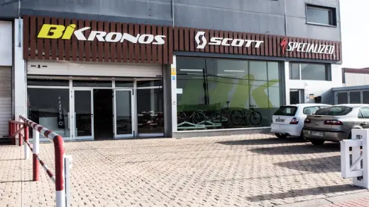 Bikronos * Scott * Specialized